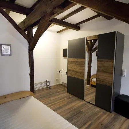 Lägenhet Neu! Balkenzimmer